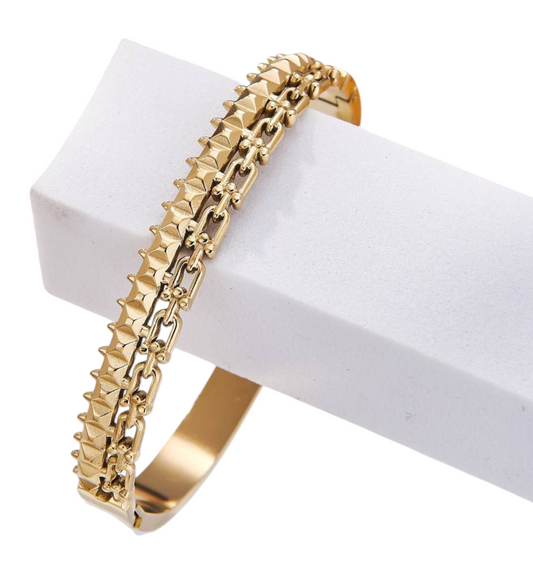 Bracelet doré à maillons texturés
